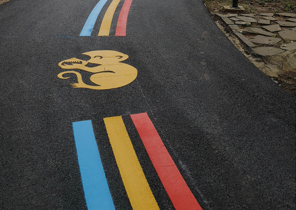 Road-marking-paint